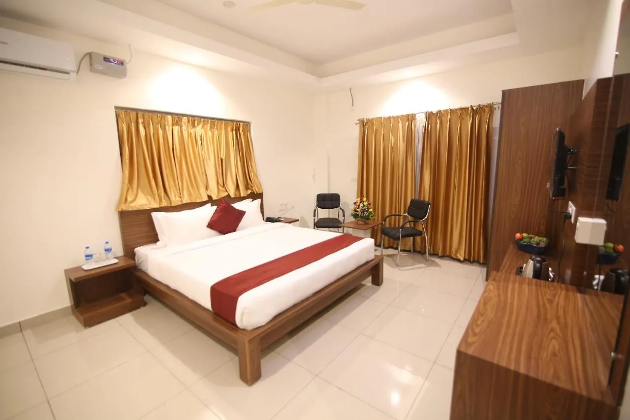 Hm Resort Mysore 3*,