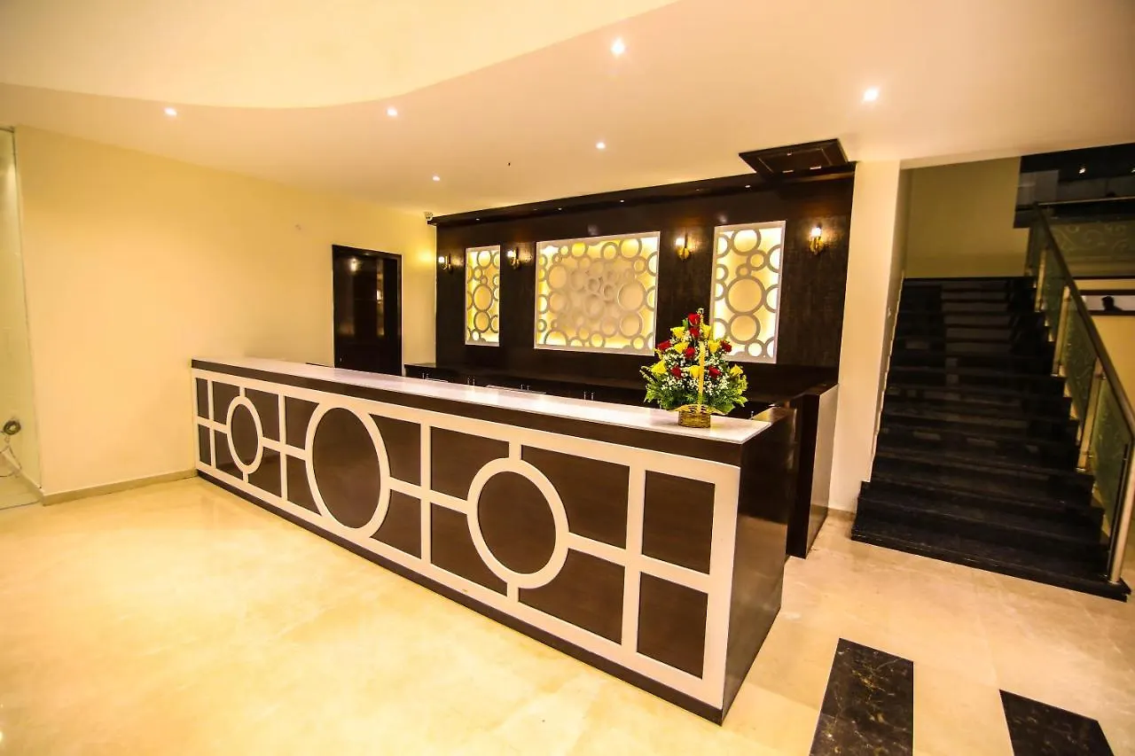 Hotel Hm Resort Mysore