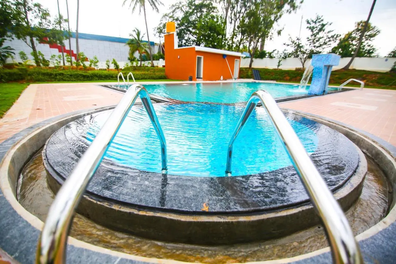 Hm Resort Mysore 3*,