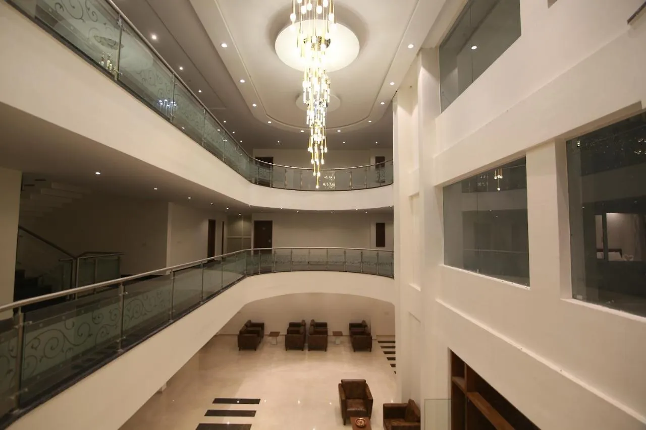 *** Hotel Hm Resort Mysore India
