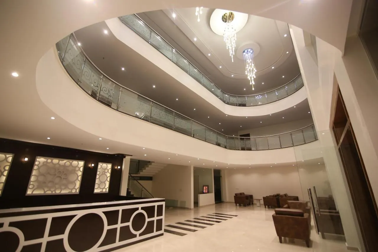 Hotel Hm Resort Mysore